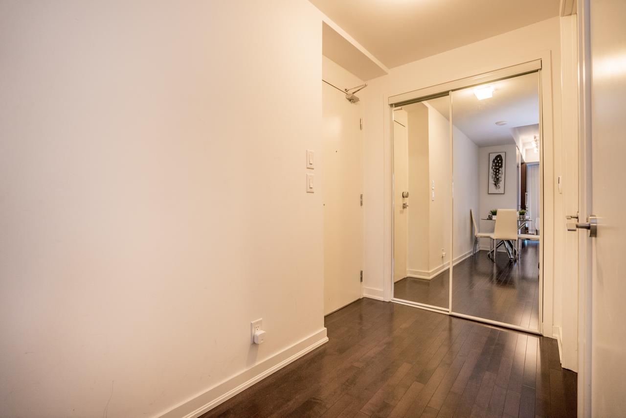 Aaira Suites Toronto Eksteriør billede