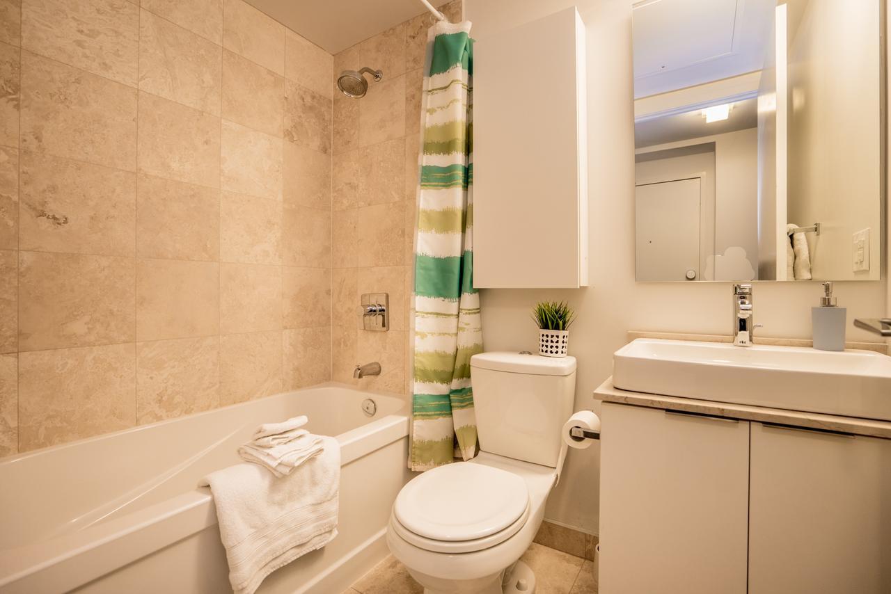 Aaira Suites Toronto Eksteriør billede