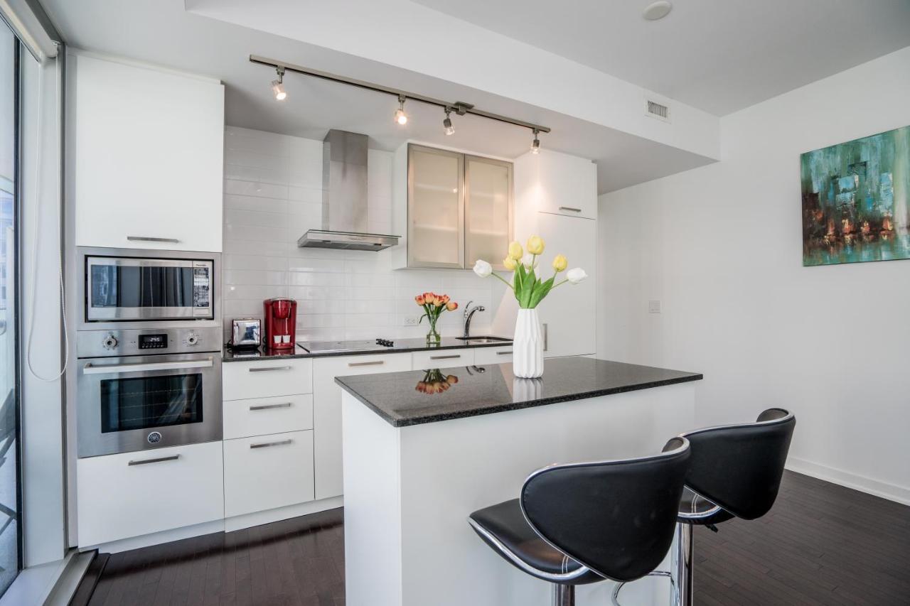 Aaira Suites Toronto Eksteriør billede