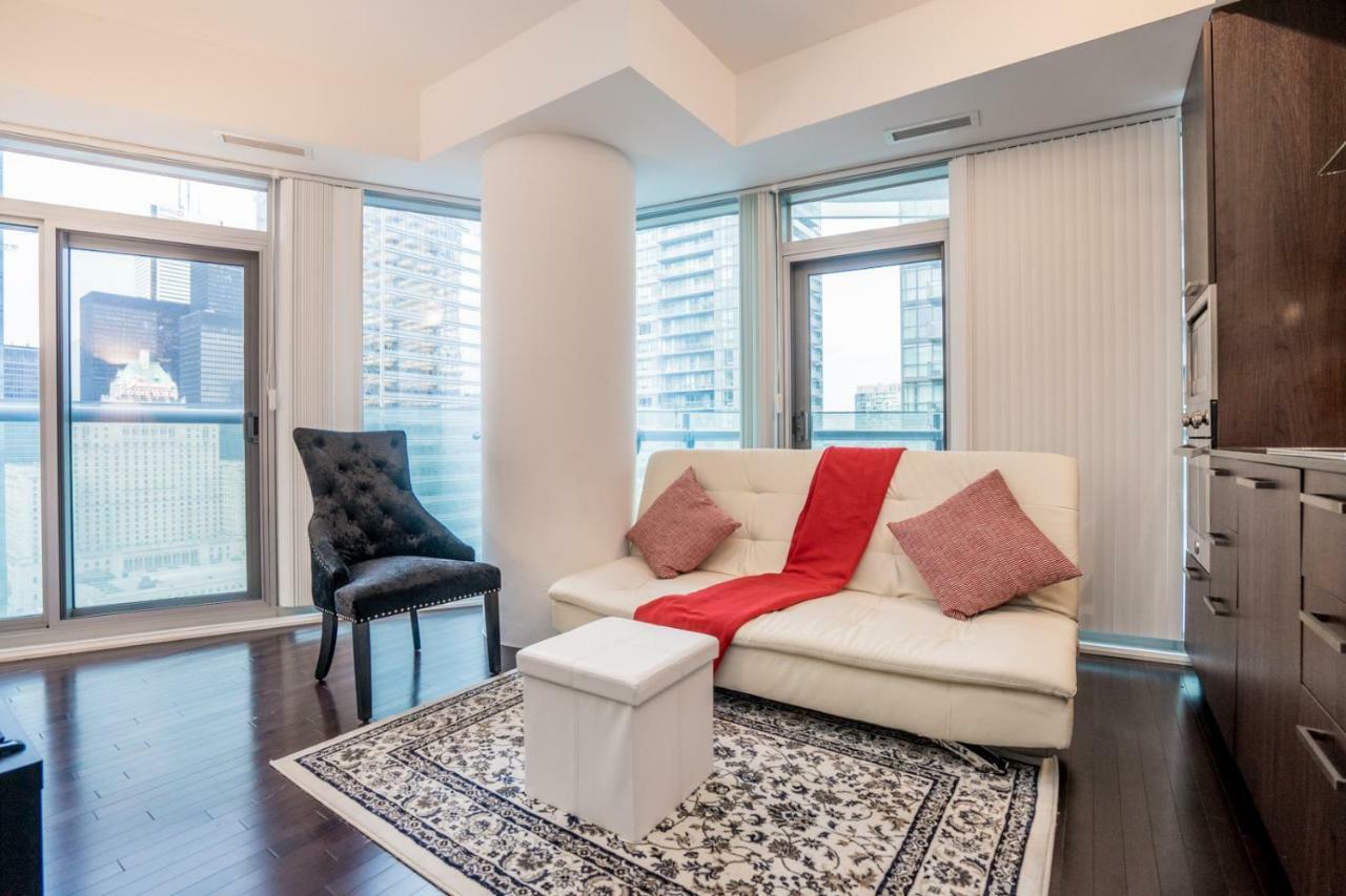 Aaira Suites Toronto Eksteriør billede