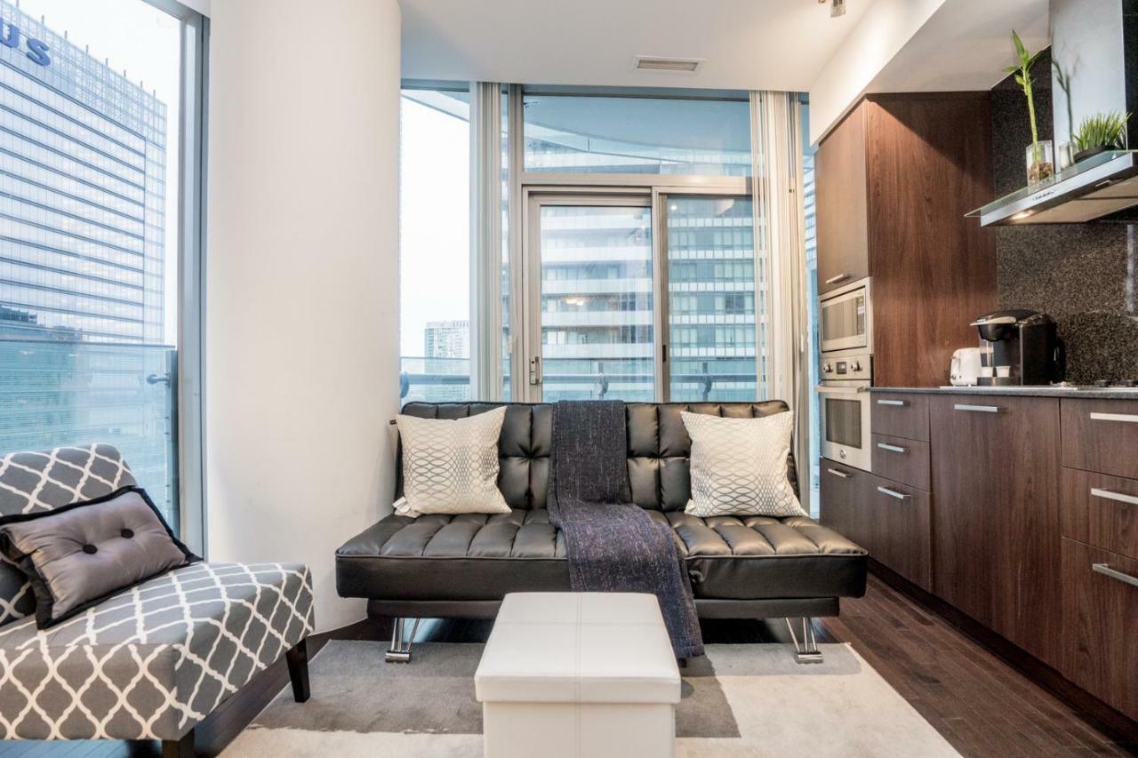 Aaira Suites Toronto Eksteriør billede