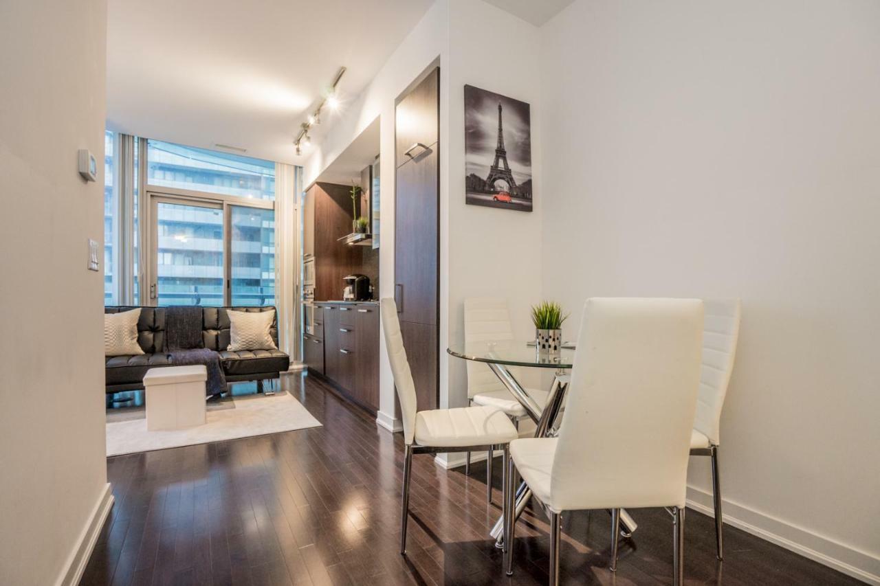 Aaira Suites Toronto Eksteriør billede